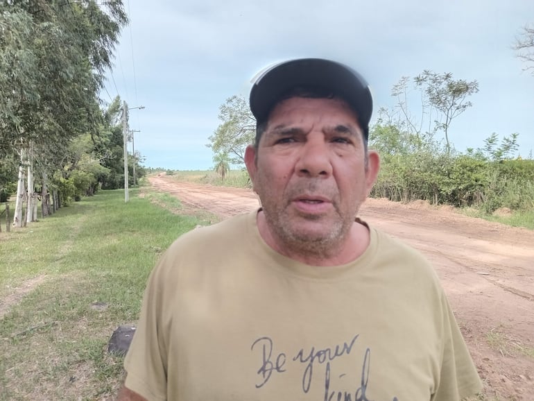 Los pobladores exigen al MOPC la terminación del arreglo del camino vecinal