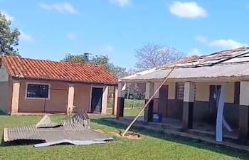 La institución educativa necesita con urgencia la reparacción del techo que fue afectado por el fuerte viento ocurrido el sábado al mediodía