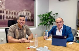 El atropello se da tras la reunión previa entre el presidente de la República, Santiago Peña y el del Congreso, Basilio "Bachi" Núñez.