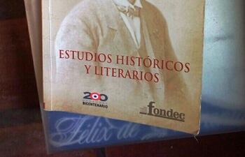 del-sentido-del-humor-y-el-cosmopolitismo-que-impregnan-los-ensayos-historico-literarios-sobre-el-renan-pesimista-y-el-cuervo-nevermore-de-poe-ent-02530000000-1743347.jpg