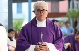 El padre Bonifacio Romero predicó en la misa del último día del novenario de la Virgen de Caacupé.