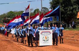 Los pobladores de la colonia Primavera Real, distrito de Guayaybí, celebran con desfile estudiantil el aniversario Nº 24 de la comunidad
