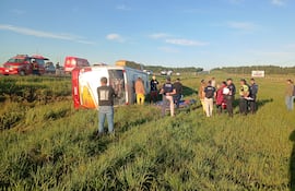 Coronel Oviedo accidente bus vuelco