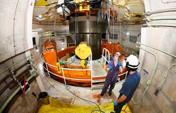 Proceso de mantenimiento de la unidad N.º 15, de 60 Hz.de la central hidroeléctrica paraguayo/brasileña Itaipú