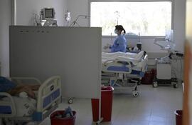 Provincia argentina de Mendoza cobrará los servicios de salud a los extranjeros. (archivo)