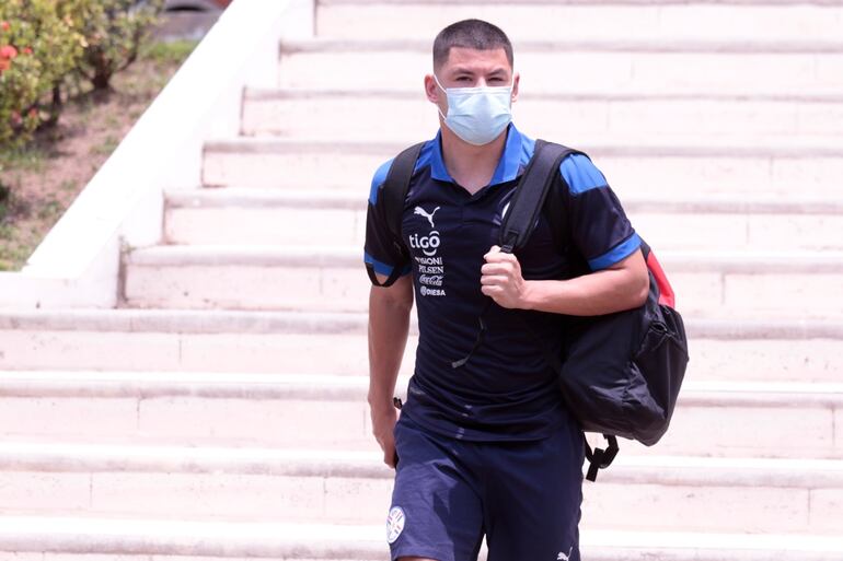 Richard Sánchez antes de la partida de la delegación a La Paz. 