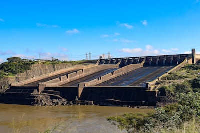 Vertedero de Itaipú.