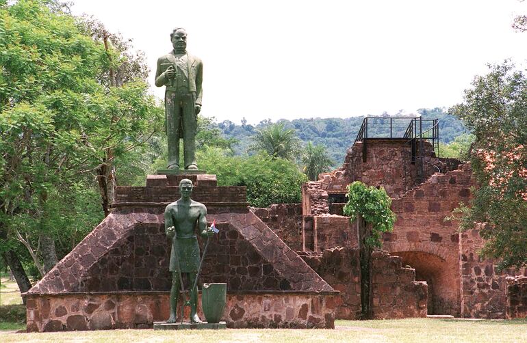 Homenaje a quienes forjan el progreso industrial.