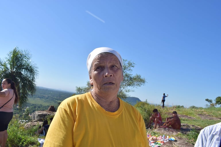 Águeda Moreno compartió su testimonio de fe.