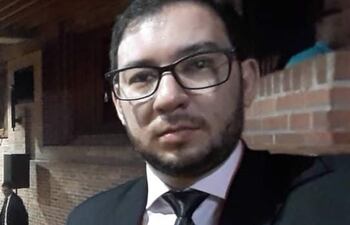 Francisco Julián Delgado, decano de derecho de la Unican, fue suspendido para ejercer el derecho por la Corte.