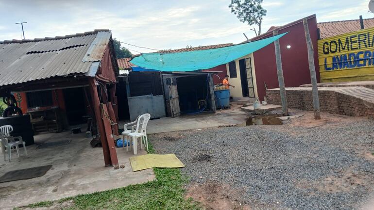 La Municipalidad clausuró el lavadero que funcionaba en el lugar. La planta solo tenía patente comercial del lavadero y gomería; no de una vulcanizadora.