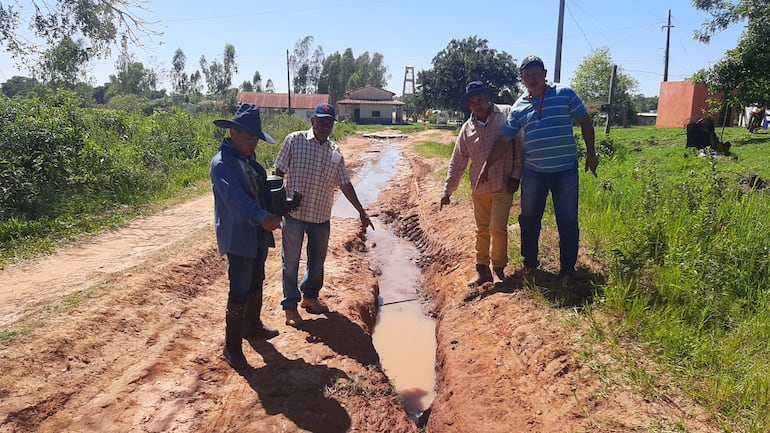 Tras las ultimas lluvias los caminos rurales están en lamentable estado