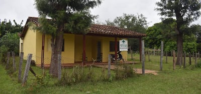 El puesto de salud en la colonia Gral. Cáceres de Itacurubí del Rosario presenta una infraestructura muy deteriorada.