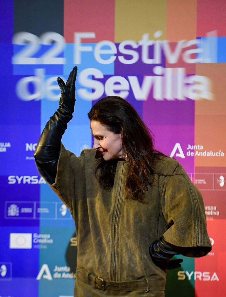 /pf/resources/images/abc-placeholder.png?d=2389