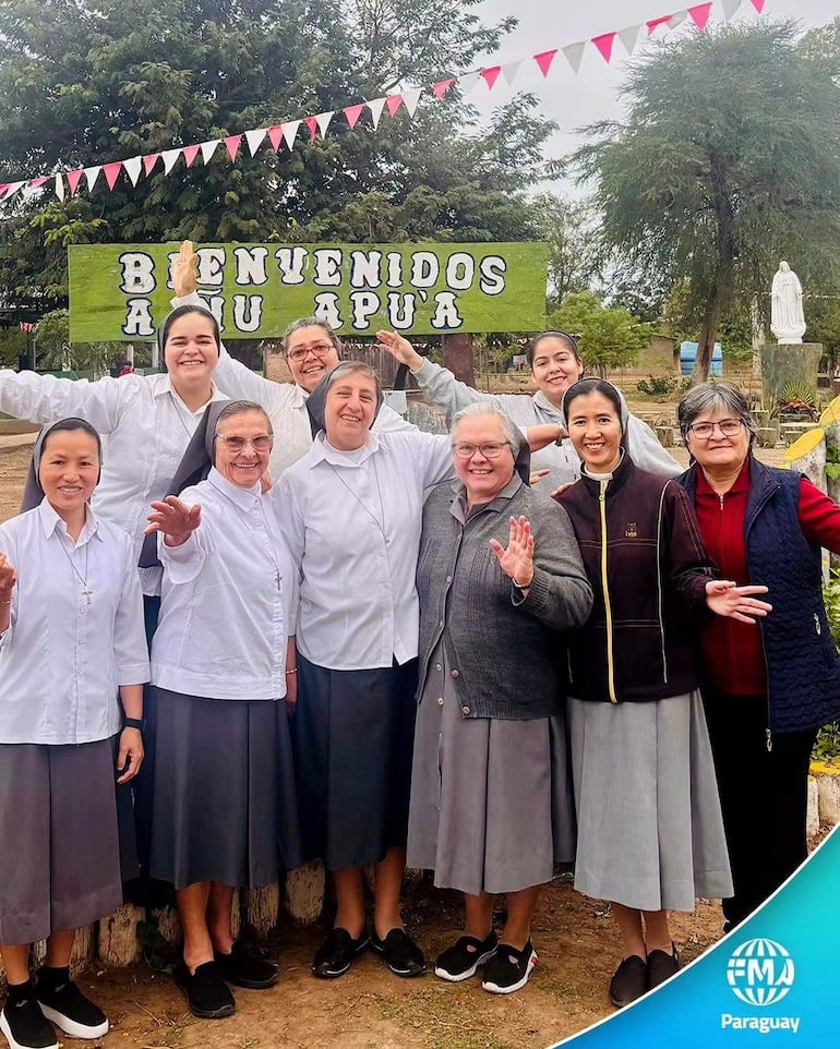 Religiosas encargadas de la educacion en la escuela