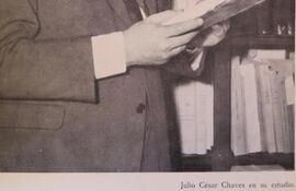 Julio César Chaves en su estudio