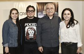 Olivia Mora, Miguel Ovelar, Gustavo Mora y Gladys Meilicke.