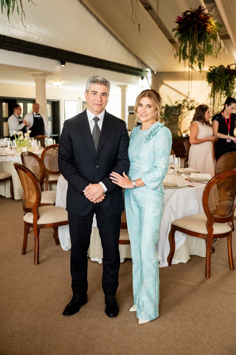 Anastasio Daniel María Argaña y Paola Scavone.