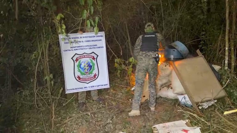 Las evidencias incautadas en Karapaí, fueron destruidas en el lugar, según los responsables del allanamiento.
