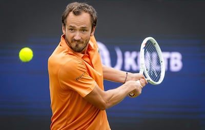 Daniil Medvedev venció en dos mangas al argentino Tomás Martín Etcheverry.