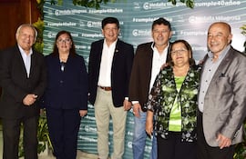 Emilio Lugo, Brígida Sánchez, Lorenzo Barreto, Antonio Rojas, Digna Román y Valentín Galeano.