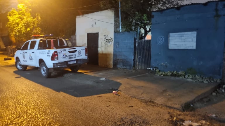 Allanan viviendas y recuperan caja registradora, golosinas y un arma tras asalto a Biggie