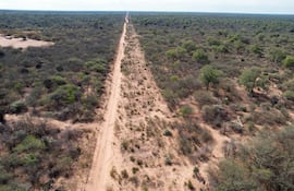 Los médanos de la Región Occidental (Chaco) del país son hoy el blanco de duras controversias.