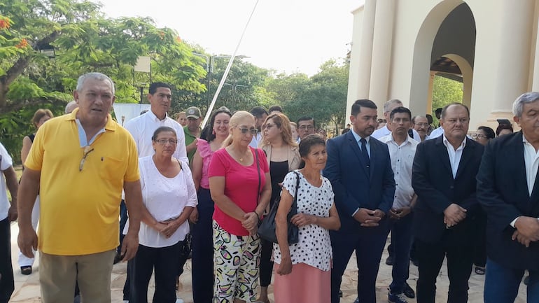 Pobladores de Atyrá estuvieron presentes durante la presentación del documento.