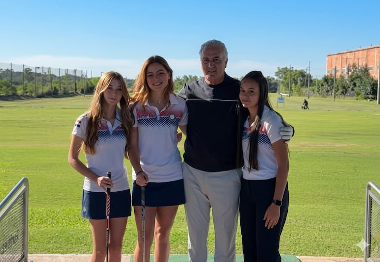 Gustavo Alfaro compartió una charla motivacional con jóvenes golfistas