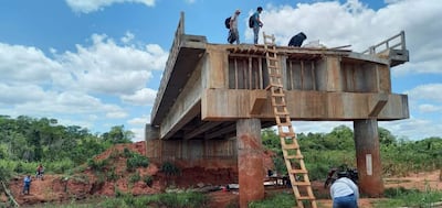 Deuda a contratistas afectó a varias obras en ejecución.
