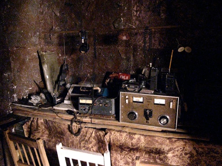 Reconstrucción de Radio Venceremos, en el Museo de la Palabra y la Imagen (San Salvador)