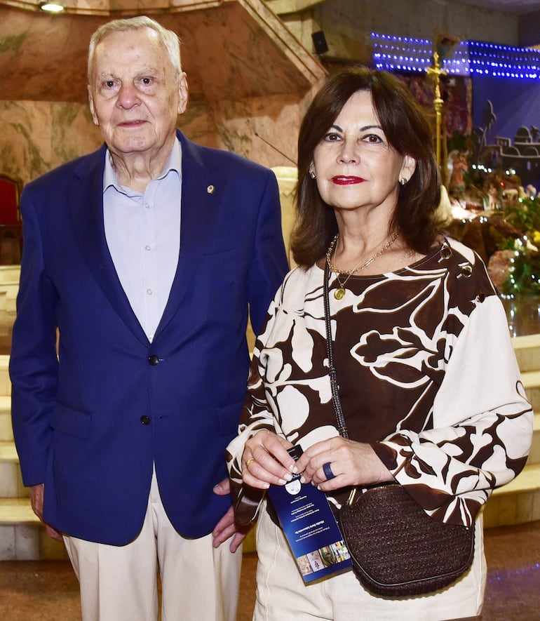 Juan José Benítez y Susana Ferreiro. 