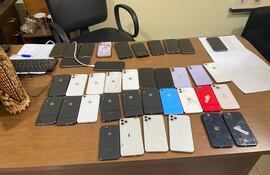 Aprehenden a adolescente con 38 celulares iPhone presuntamente hurtados en zona del Mercado 4