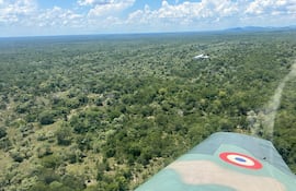 El Super Tucano paraguayo interceptó la aeronave con matrícula boliviana, en zona de Concepción.