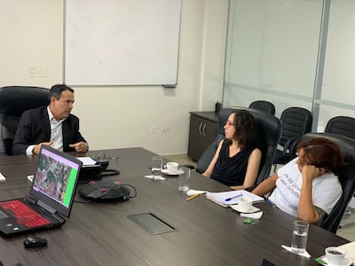 Emiliano Fernández, viceministro de Transporte, se reunió con los pasajeros organizados y les prometió apertura y transparencia.