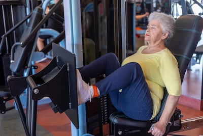 Trabajo de piernas en el gimnasio.