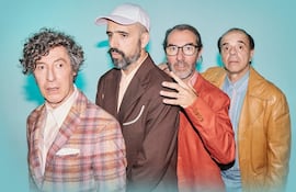 Roberto Musso, Santi Marrero, "Topo" Antuña y "Alvin" Pintos, integrantes de la banda uruguaya Cuarteto de Nos.