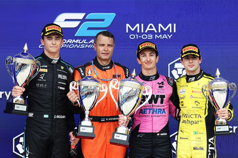 Podio de la feature race en Miami: 1) Gabriele Mini, 2) Dino Beganovic y 3) Rafael Câmara.