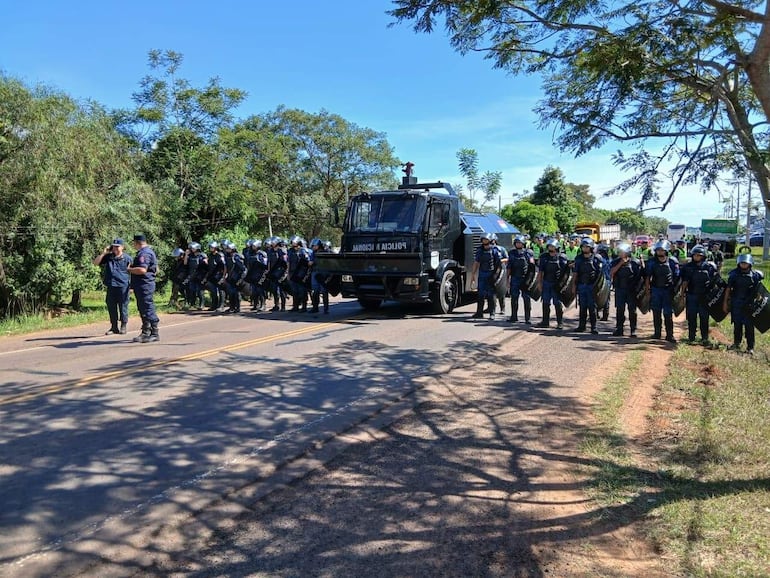 Manifestación de Cañicultores de Troche. Fotos de Siro Benítez 10-03-2026 INTERIOR 