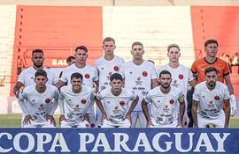 Deportivo Minga Guazú, el equipo sorpresa en los octavos de final de la Copa Paraguay 2025.