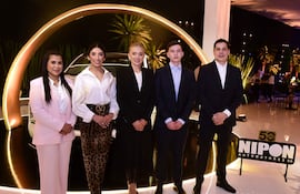 Los anfitriones de la recepción.