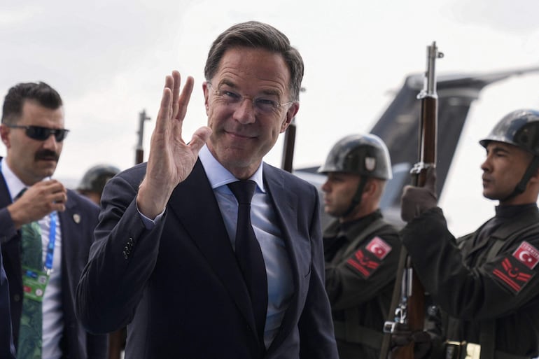 Mark Rutte, secretario general de la OTAN, a su llegada a la capital turca, Ankara. 