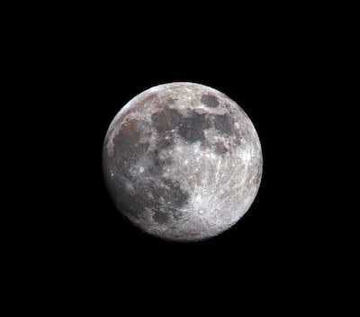 Luna.