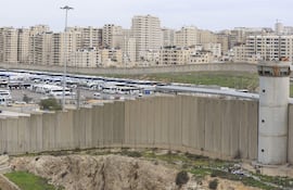 En la imagen, el muro desde Al Ram, en Cisjordania ocupada. EFE/Magda Gibelli