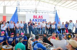 El candidato de consenso por el PLRA para la elecciones municipales en Ñemby, Blas Lanzoni, pide la unidad de todos los ñembyenses para llegar a la conquista.