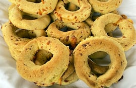 El consumo de la chipa es muy tradicional en nuestro país.