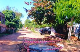 Obras de alcantarillado iniciadas en octubre de 2025 mantienen calles intransitables en el barrio San José.