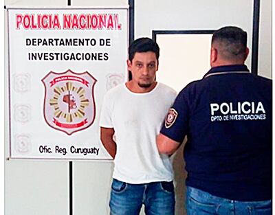Rubén Darío Benítez Gómez, presunto asesino a sueldo detenido en la ciudad de Coronel Oviedo, fue llevado a la sede de Investigaciones de Curuguaty, donde quedó a cargo de la Fiscalía.