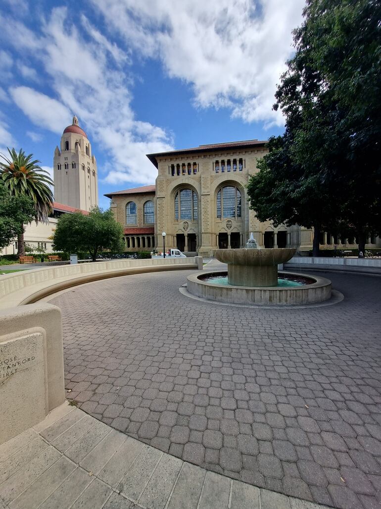 Stanford, la universidad en Palo Alto.