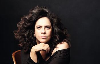 La cantante brasileña Gal Costa falleció en noviembre de 2022. Ahora, su hijo y su viuda se disputan la herencia de la diva de la música brasileña.